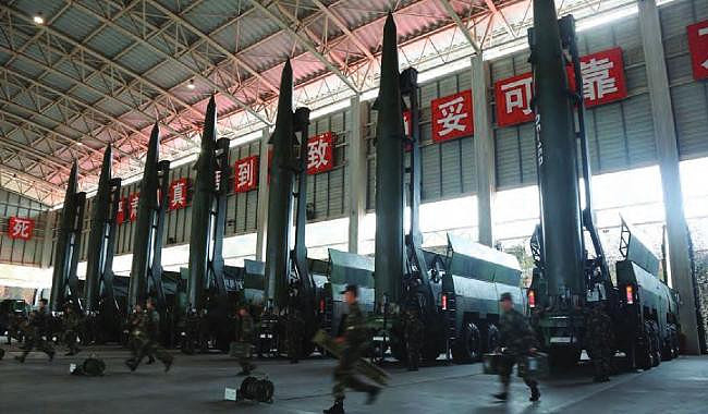 对台作战第一线军长被拔除,台海风险正在升温?(组图) - 2