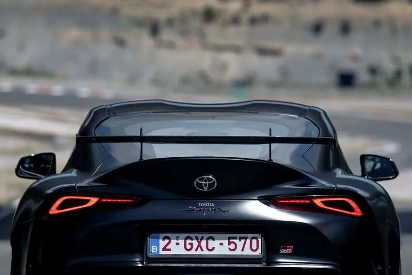 【汽车】Toyota 澳洲高层透露下一代“牛魔王”已在开发中！独立打造搭载 2.0涡轮（组图） - 2