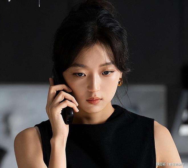 28岁关晓彤VS29岁孙千:女演员颜值差距一目了然(组图) - 19