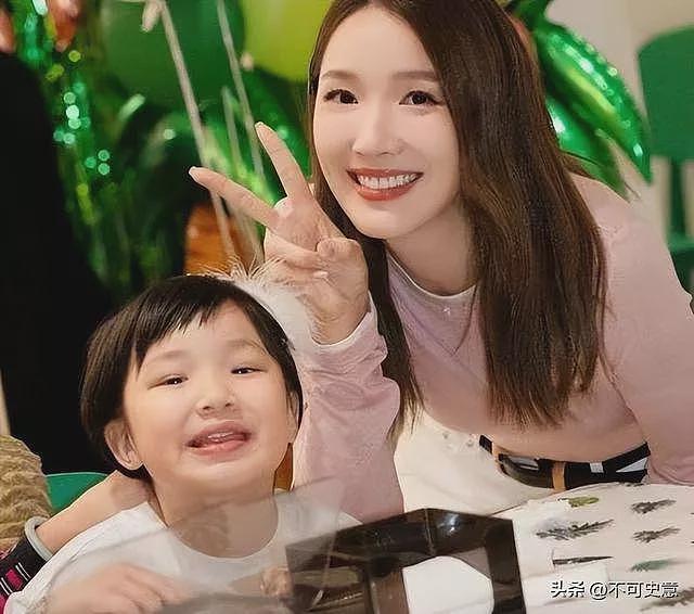 丑基因有多强大？连这5位大美女也没办法（组图） - 12