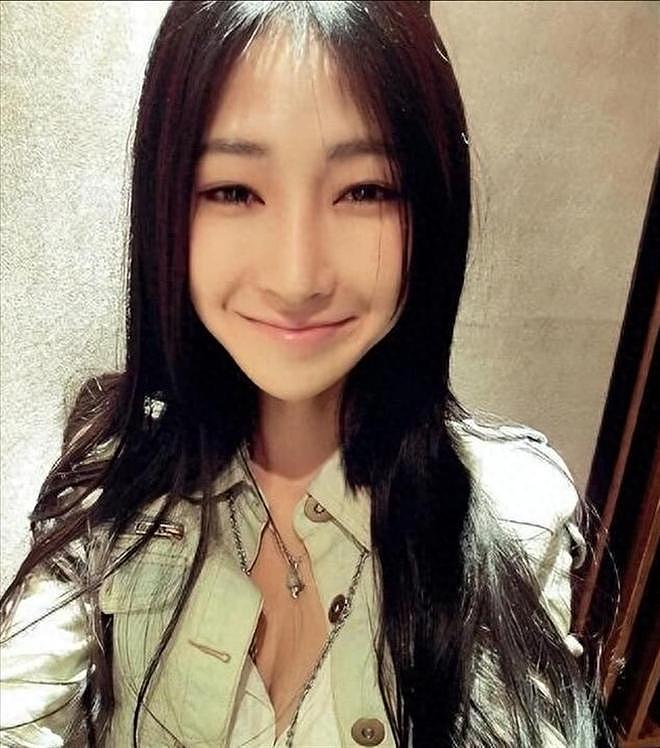 和李荣浩同居4年却惨遭抛弃,陷入抑郁多年,如今39岁仍是单身(组图) - 2
