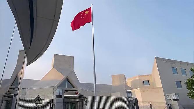 以色列美国袭伊朗！中国驻以使馆：3月1日起开放登记中国公民撤离（组图） - 1