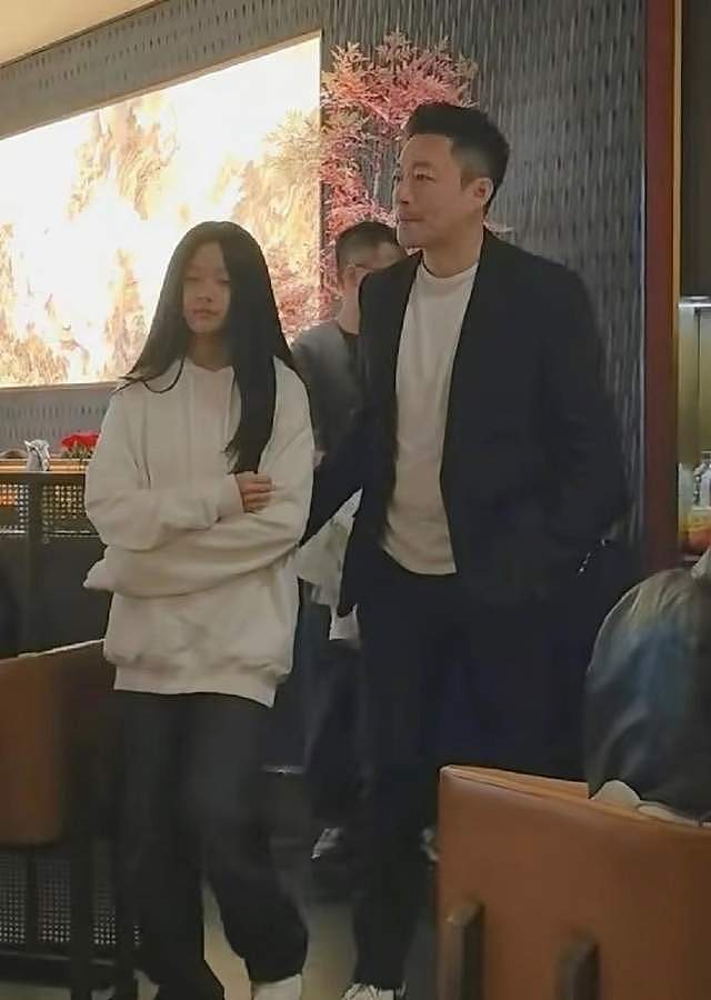 大S11岁女儿露面，给马筱梅儿子买礼物，和继母相处好汪小菲安心（组图） - 3