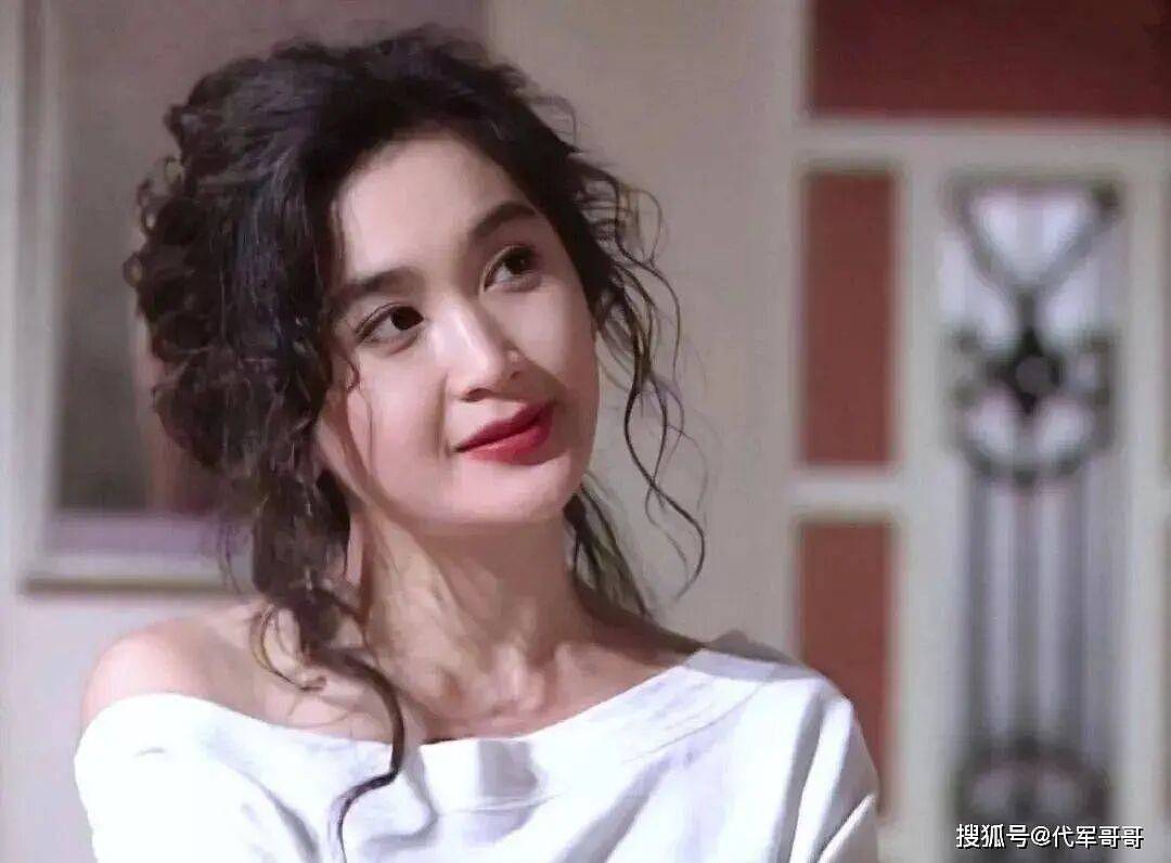 59岁温碧霞近况曝光！嫁入豪门25年未生育，却被丈夫宠成一辈子的公主（组图） - 4
