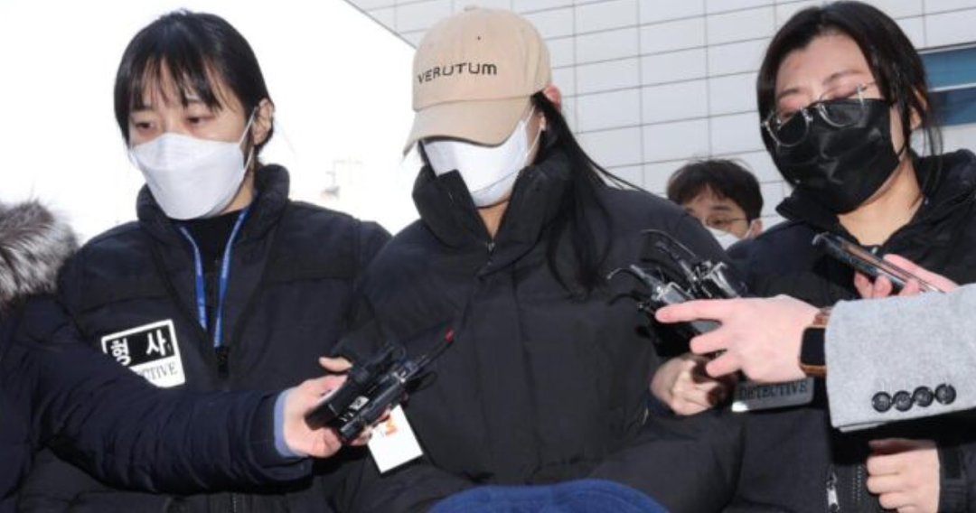 女孩用AI问怎么下药杀人,两条人命没了,网友却说:死者的错,因为她太美了(组图) - 3