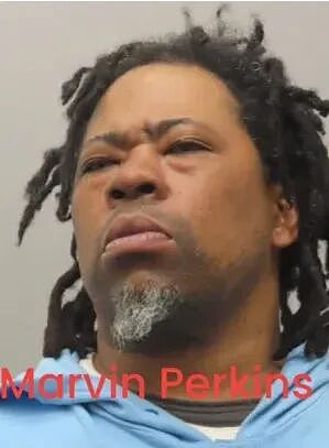 华男在Costco门口遇持枪歹徒,爱车被抢!劫匪发短信索要赎金,还“贴心”翻成中文(组图) - 4