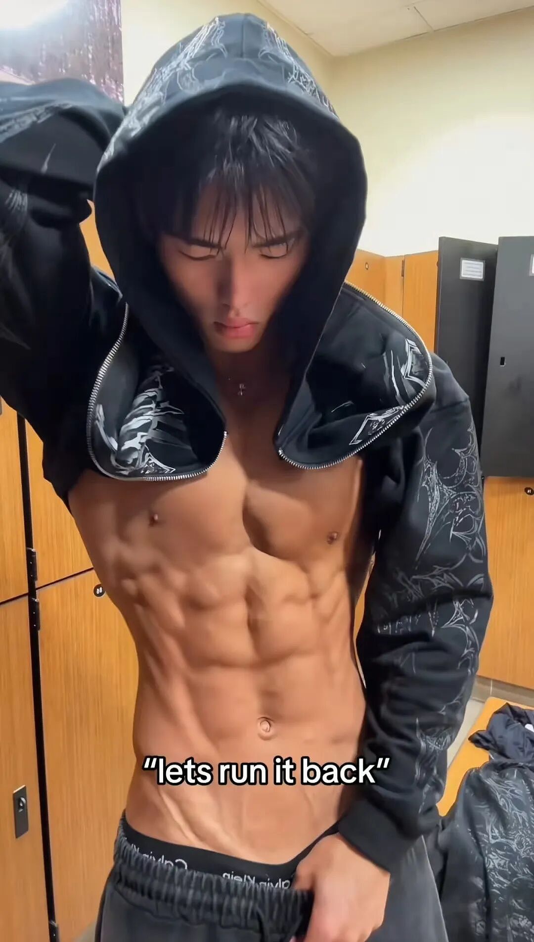 【帅哥】这位型男的低体脂肌肉身材,通讯录们看完直呼动力满满(组图) - 2