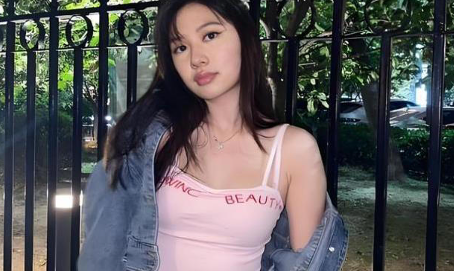57岁邱淑贞素颜近况曝光，离开王晶嫁豪门，三个女儿个个成骄傲（组图） - 4