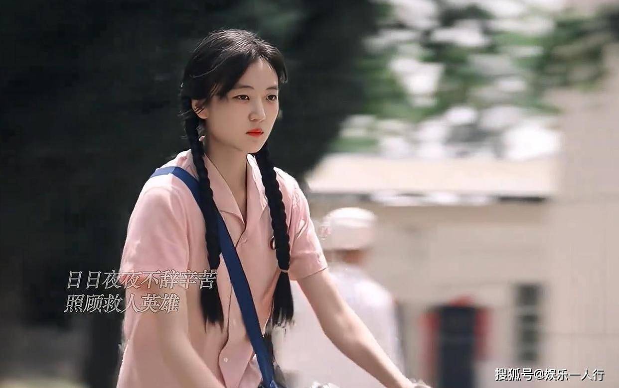 女演员长相有多重要!把28岁关晓彤和29岁孙千对比(组图) - 2