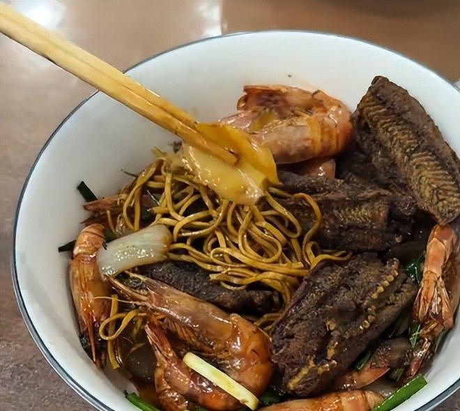 明星都肉疼！王宁杭州吃面，2188元一碗吃不起（组图） - 11