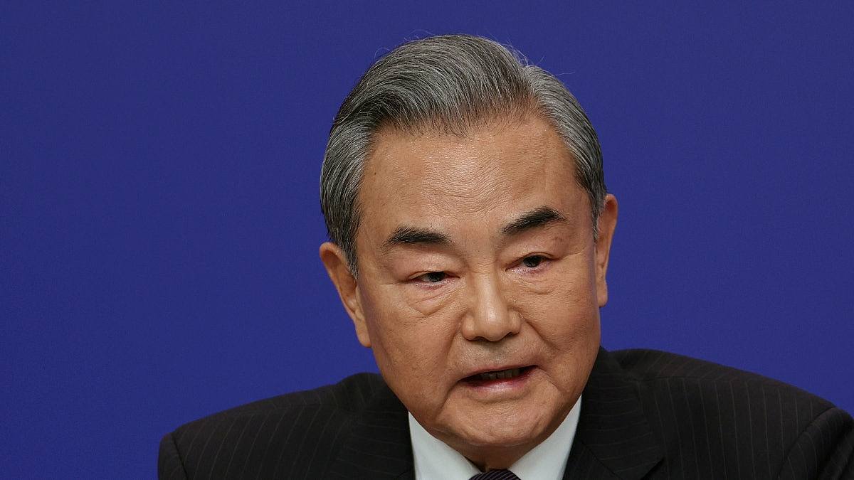 王毅与阿拉格齐通话:支持伊朗捍卫主权 愿继续推动避免局势升级(组图) - 1