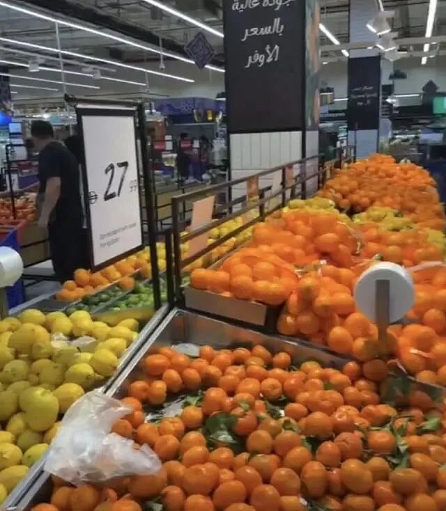迪丽热巴滞留迪拜！中东战火波及中国游客：有人花几十万抢机票、连夜包车逃离（组图） - 4