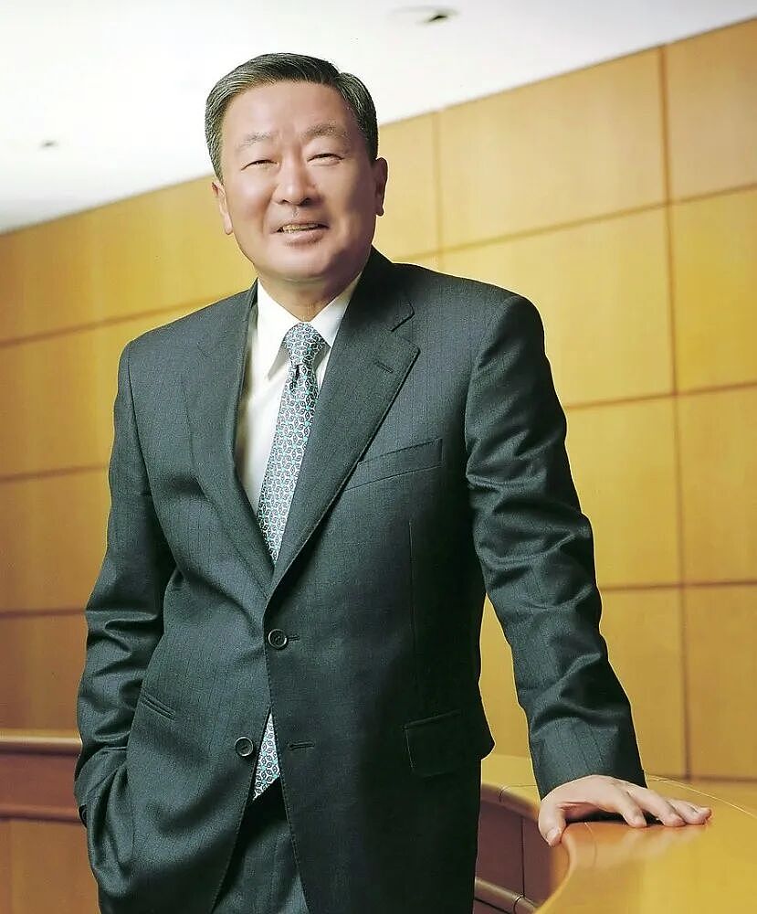 韩顶级财阀狗血内斗!养子接班疑抢会长遗孀数十亿遗产,妻女3人怒撕:他伙同生父骗我们!(组图) - 11