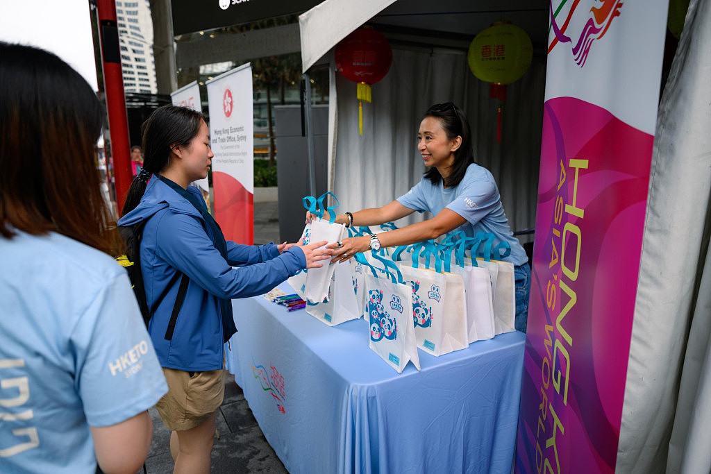 悉尼经贸办于悉尼新春龙舟节推广香港活力与文化魅力（附图） - 6