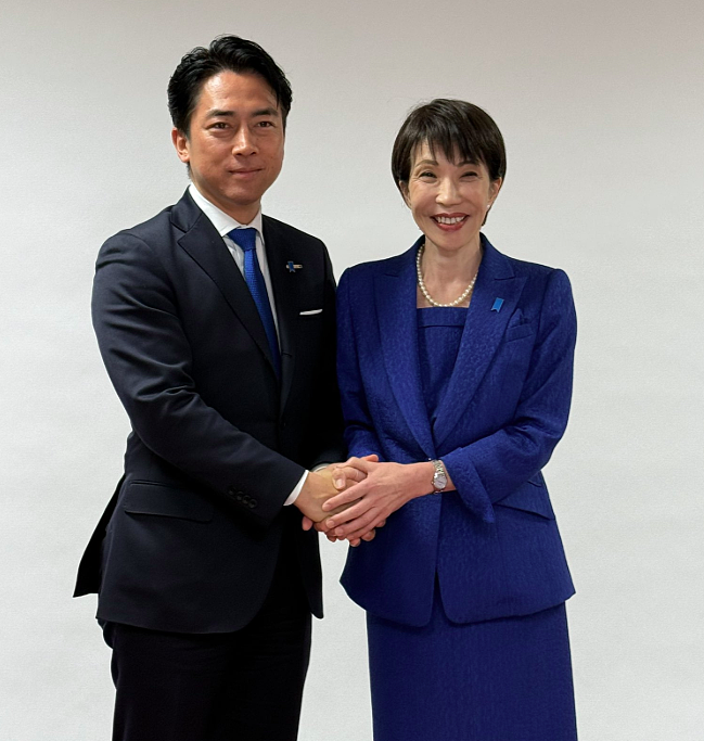 高市首相和小泉进次郎在国会的一段视频爆火日网!日本网友竟疯狂嗑起了他俩的CP(组图) - 35