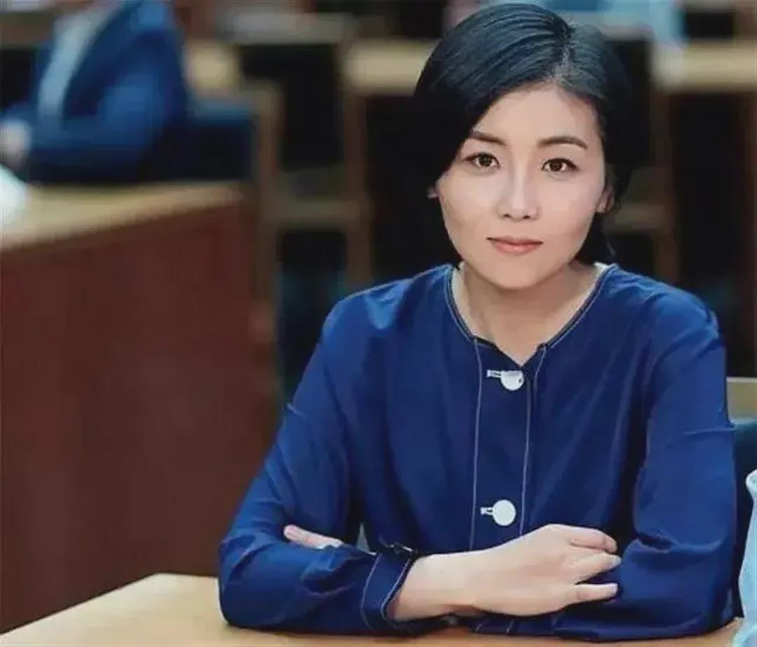 【社交】颜宁荣获“全国三八红旗手标兵”，从清华女神到中科院院士，她寄语女性：请勇敢做自己（组图） - 2