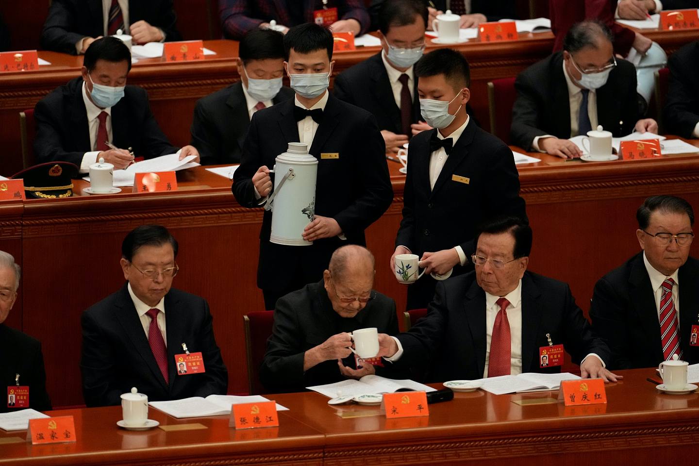 宋平逝世：最后一次公开露面！著中山装最高龄元老身份出席二十大（组图） - 3