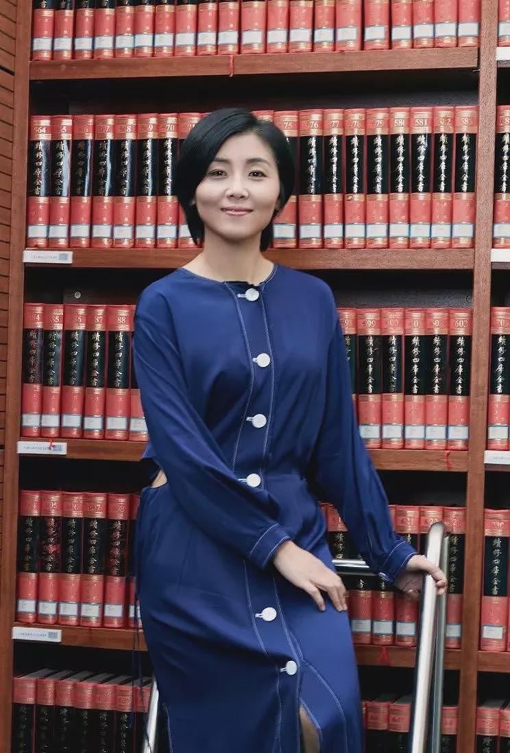 【社交】颜宁荣获“全国三八红旗手标兵”，从清华女神到中科院院士，她寄语女性：请勇敢做自己（组图） - 14