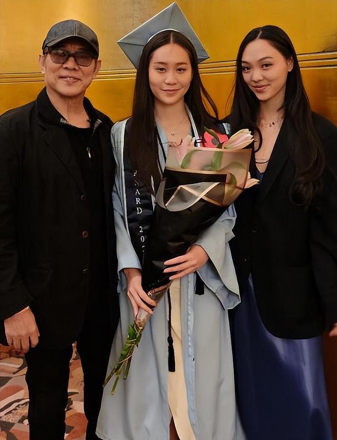 李连杰透露小女儿患抑郁症,幽默回应换心脏传闻,22岁女儿很漂亮(组图) - 7
