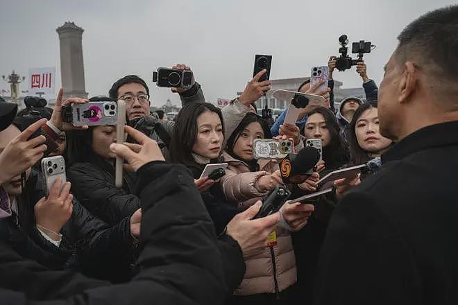 中国间谍案拘捕行动后，英工党议员称未见丈夫有任何违法行为（图） - 3