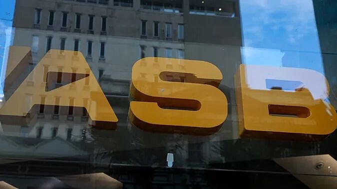 折扣没算!费用没免!2.5万客户血亏!ASB误导性操作被罚210万纽币,退还客户470万(组图) - 3