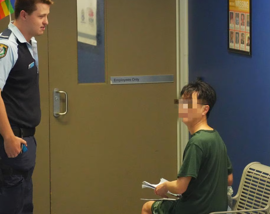 澳洲多所顶私，惊现46岁香港学者假扮男童，被指控（组图） - 4