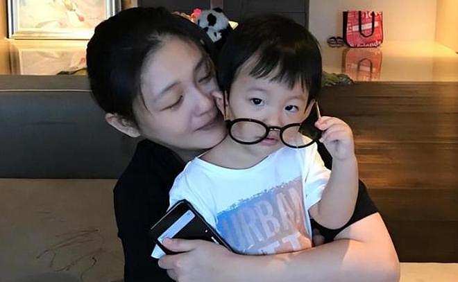 大S离世给儿子留下阴霾，没听见张兰呼吸声会着急，反应令人心疼（组图） - 10