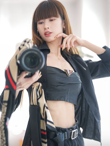 台湾女网红纽约吃霸王餐“提肉偿”！被裁定精神失常撤案，因签证逾期续还押（组图） - 4
