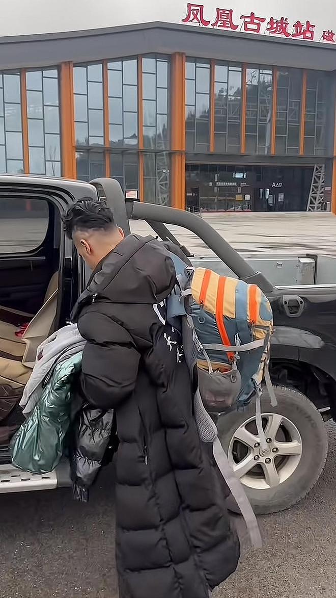 在中国教泰拳的伊朗男子辞职回国:死也要和家人死一起(组图) - 1