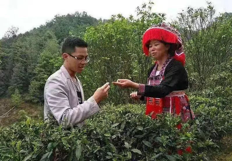 【情感】她是大山的女儿，带领乡亲们致富，丈夫去世前一句话让人泪崩……（组图） - 10
