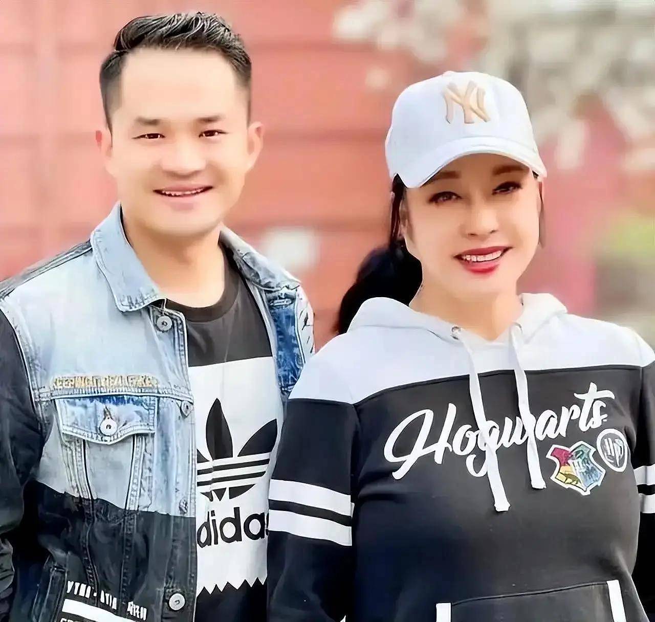 38岁古柯再开直播：我被刘晓庆害惨了，至今找不到女朋友（组图） - 3
