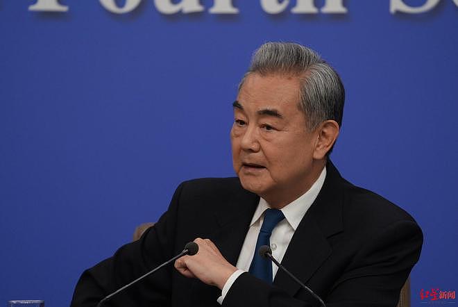 王毅“喊话”海外同胞:你身后的祖国稳如泰山(图) - 1