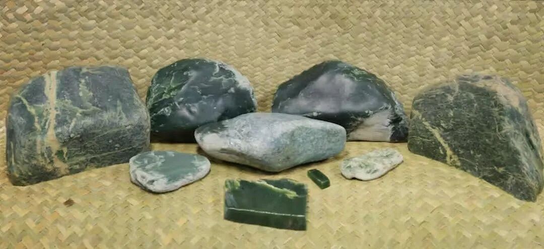 华人母子当场被扣!这几块石头,让新西兰海关把他们告上法庭(组图) - 4