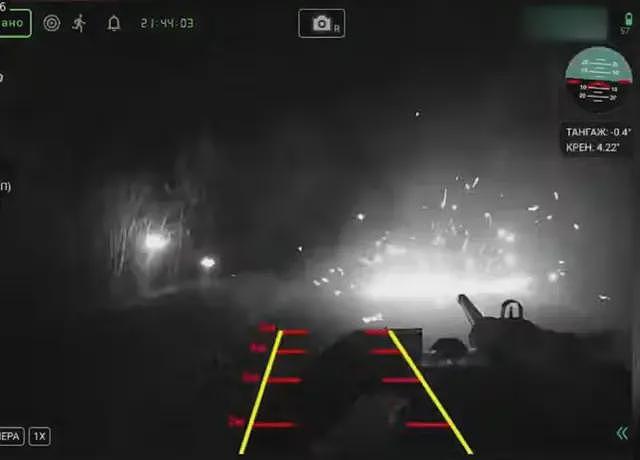 乌克兰部署将武装机器人投入战场（组图） - 3