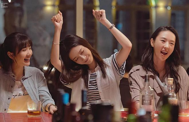 杨幂视后梦碎了?《生万物》除女主之外全员拿奖,秦海璐缺席都有(组图) - 25