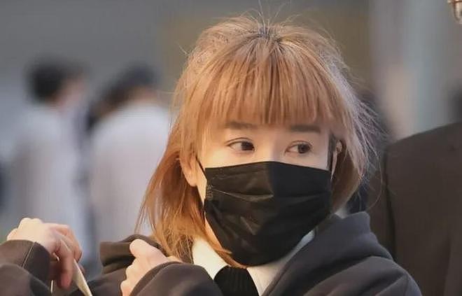 众星送别袁惟仁，前妻陆元琪露面表示不再怨恨，Ella哭到说不出话（组图） - 4