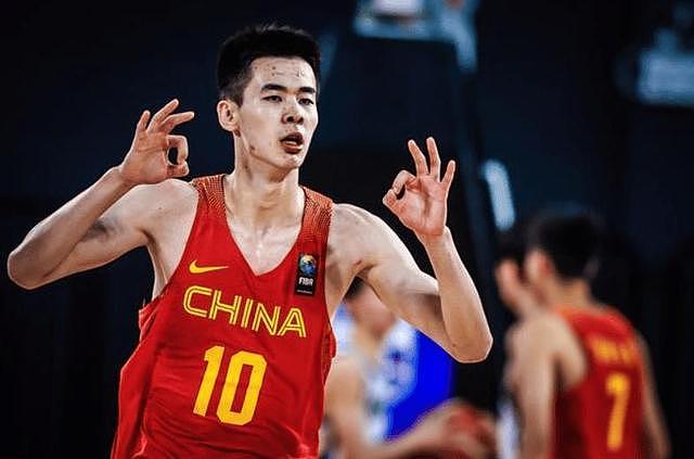 中国篮球又出丑闻!26岁明星球员桃色实锤,郭士强做的太对了(组图) - 11