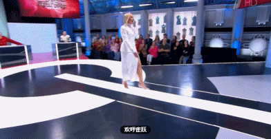 俄罗斯最强素人爆改！60岁大妈秒变女魔头，网友：钱，真是大补啊！（组图） - 9