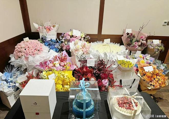 杨幂连续五年为刘诗诗庆生,刘诗诗发声回应,吴奇隆没公开送祝福(组图) - 9