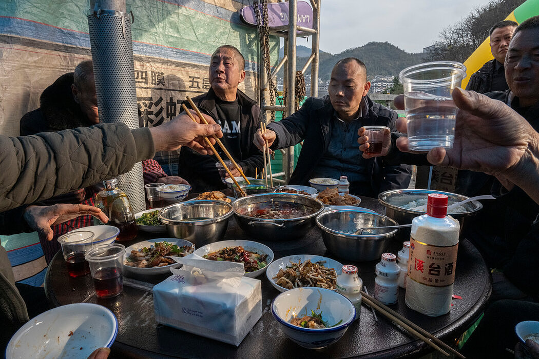 茅台之乡陷困局，“中国酒都”力图突围（组图） - 2