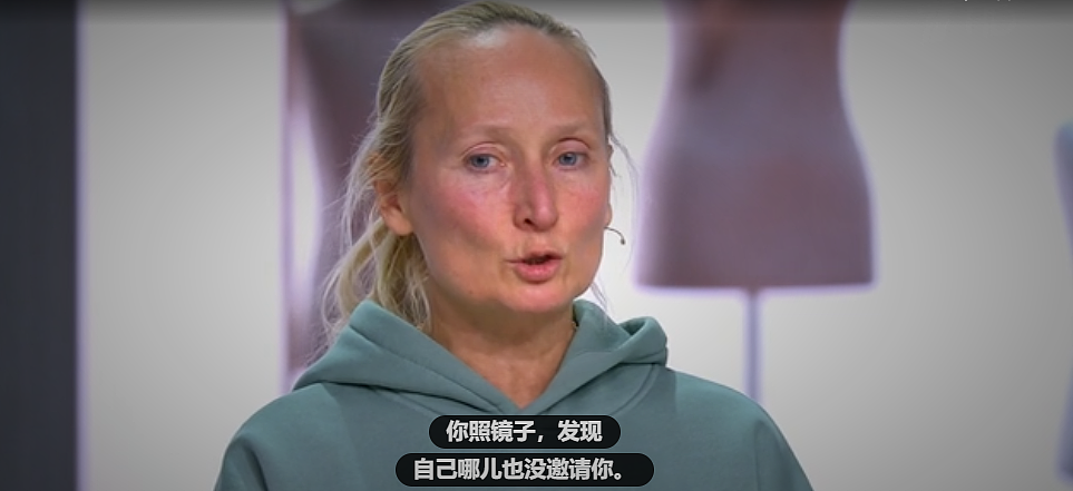 俄罗斯最强素人爆改！60岁大妈秒变女魔头，网友：钱，真是大补啊！（组图） - 43