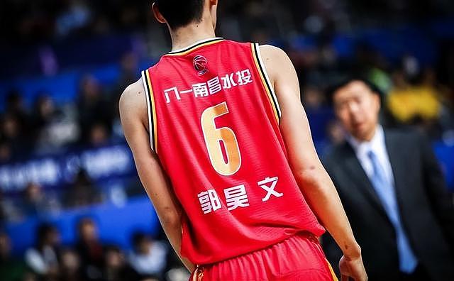 中国篮球又出丑闻!26岁明星球员桃色实锤,郭士强做的太对了(组图) - 16