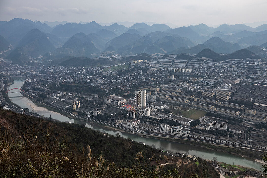 茅台之乡陷困局，“中国酒都”力图突围（组图） - 3