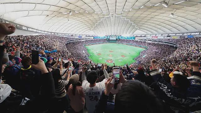 台湾行政院长卓荣泰“私人行程”赴日本观赛:外交突破与质疑声(组图) - 2