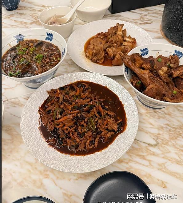 王思聪送珠宝高调表白懒懒：老婆我爱你，两人同框照曝光很恩爱（组图） - 6