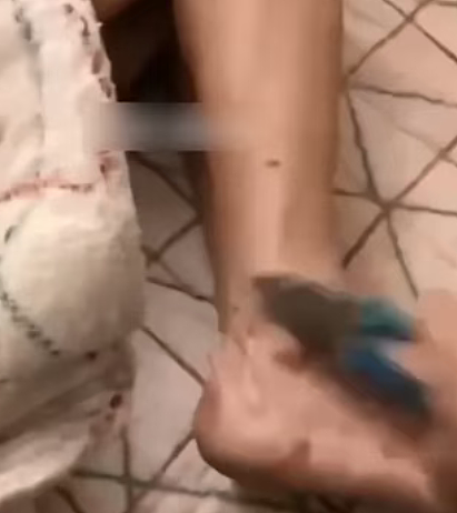 白富美女神“雅典娜”被闺蜜骗到菲律宾失联：网传被虐图和生活照对比太惨烈（组图） - 7