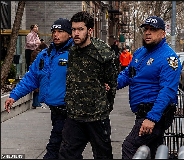 噩梦！父母赴美打拼实现美国梦，儿子却效忠ISIS，在纽约投炸弹被捕（组图） - 7