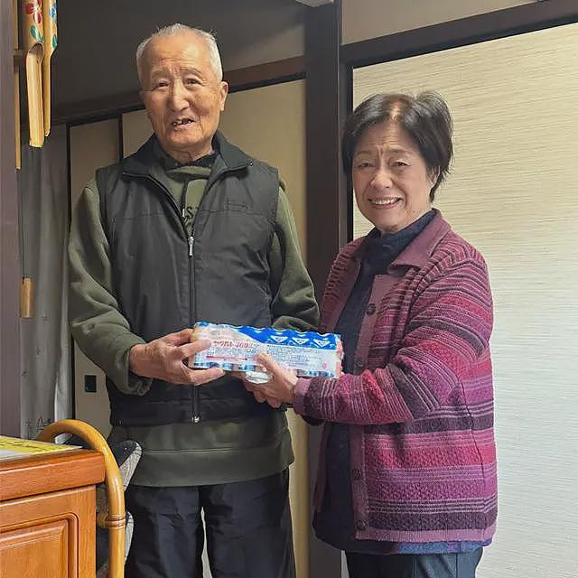 守护孤独老人的一群日本酸奶派送员（组图） - 4