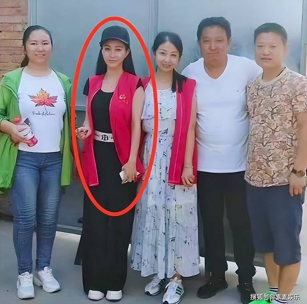 39岁网红“王炸姐”直播猝死,求救仅10分钟后死亡(组图) - 8