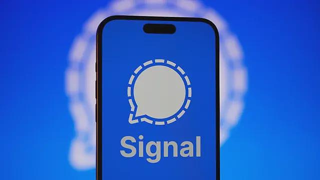 黑客针对政府官员后,Signal向用户发布诈骗警告(组图) - 1